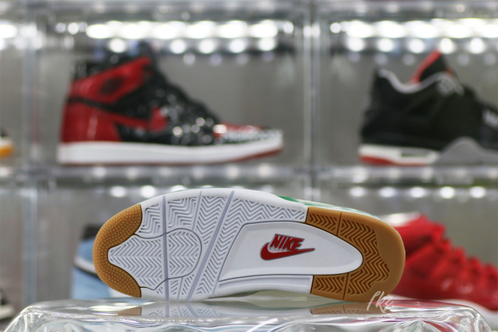 US Warehouse: Nike SB x Air Jordan 4 “Pine Green” 2023 ( A1)