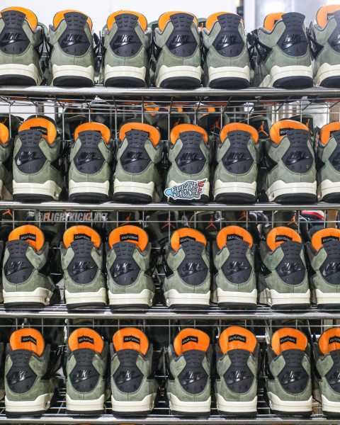 US Warehouse: Jordan 4 Retro OG SP Undefeated 2025 (A1 )