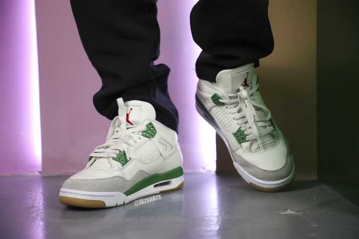 US Warehouse: Nike SB x Air Jordan 4 “Pine Green” 2023 ( A1)