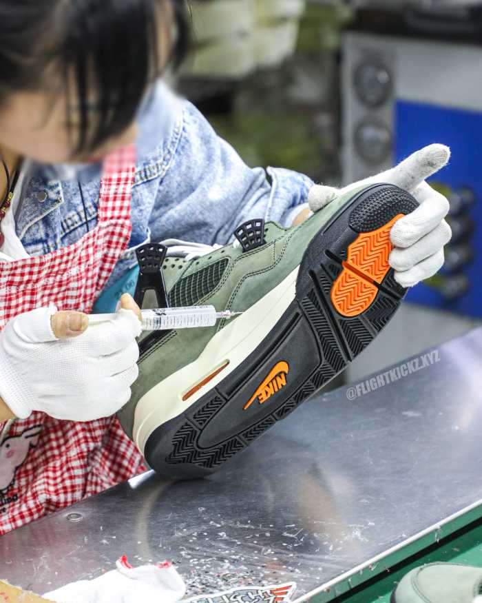 US Warehouse: Jordan 4 Retro OG SP Undefeated 2025 (A1 )