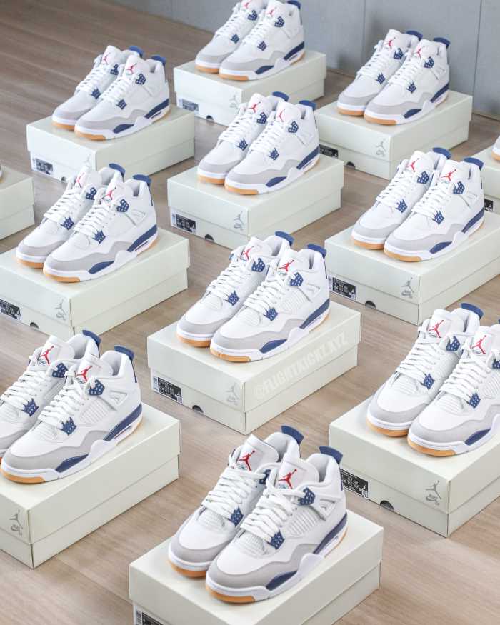 US Warehouse: Nike SB x Air Jordan 4 “Navy Blue” 2025 (A1)