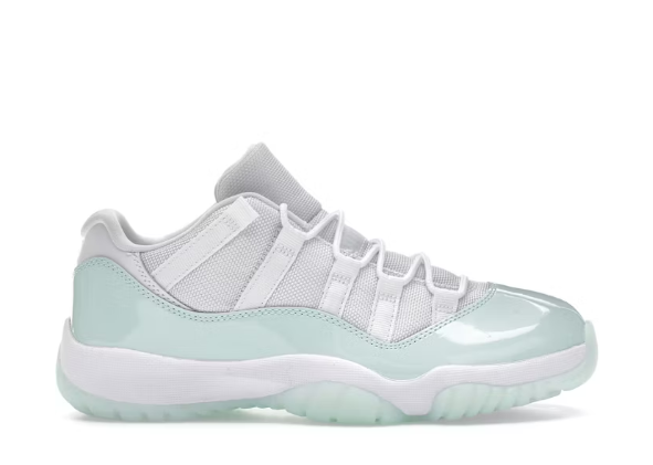 Jordan 11 Retro Low  Igloo  WMNS 2025