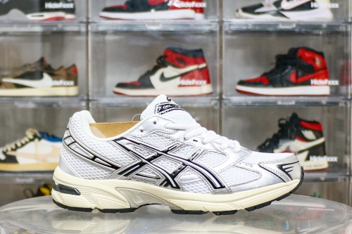 KITH × Asics Gel-1130  Cream/Scarab