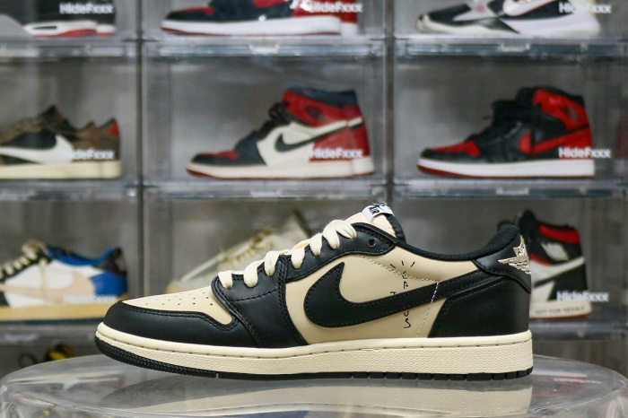 Travis Scott x Air Jordan 1 Retro Low OG Pale Vanilla  Custom