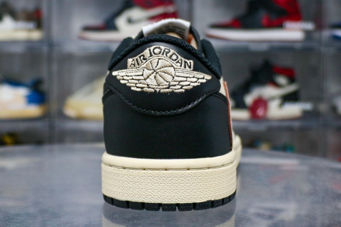Travis Scott x Air Jordan 1 Retro Low OG Pale Vanilla  Custom