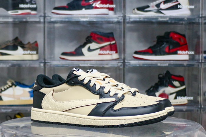 Travis Scott x Air Jordan 1 Retro Low OG Pale Vanilla  Custom