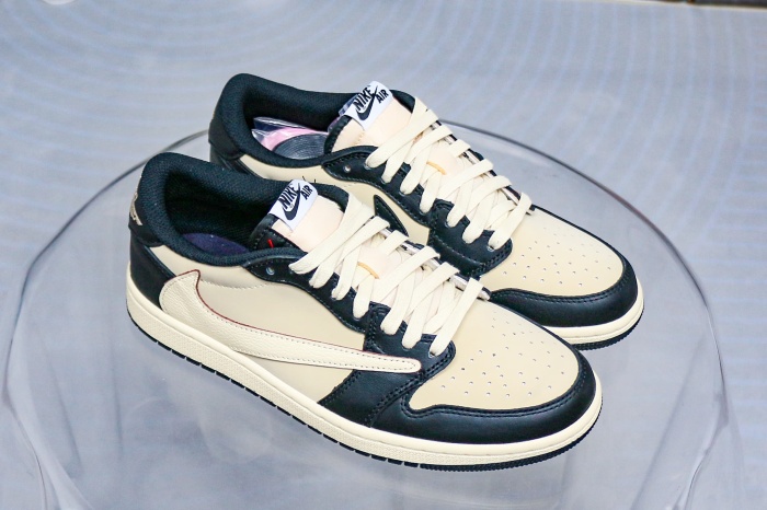 Travis Scott x Air Jordan 1 Retro Low OG Pale Vanilla  Custom