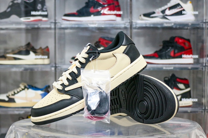Travis Scott x Air Jordan 1 Retro Low OG Pale Vanilla  Custom