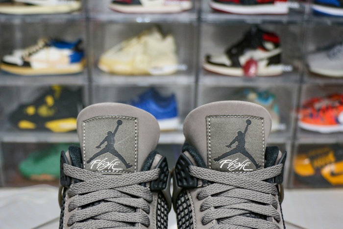 Jordan 4 Retro  Cave Stone  2025 (LN5 A1 Batch)