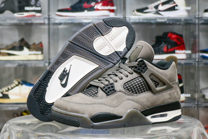 Jordan 4 Retro  Cave Stone  2025 (LN5 A1 Batch)
