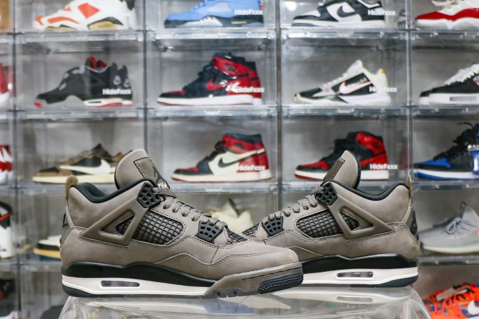 Jordan 4 Retro  Cave Stone  2025 (LN5 A1 Batch)