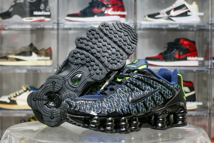 Nike Shox TL Mini Swoosh Obsidian Black Volt