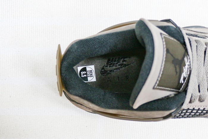 Jordan 4 Retro  Cave Stone  2025 (LN5 A1 Batch)