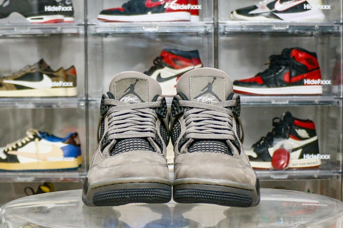 Jordan 4 Retro  Cave Stone  2025 (LN5 A1 Batch)