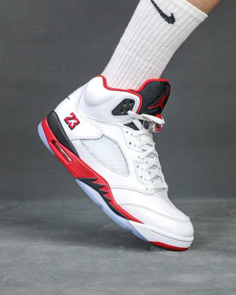 Air Jordan 5 Fire Red Black Tongue 2025 （A1）