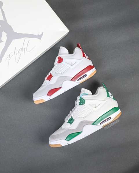 Nike SB x Air Jordan 4  Varsity Red  is a Family & Friends （A1）