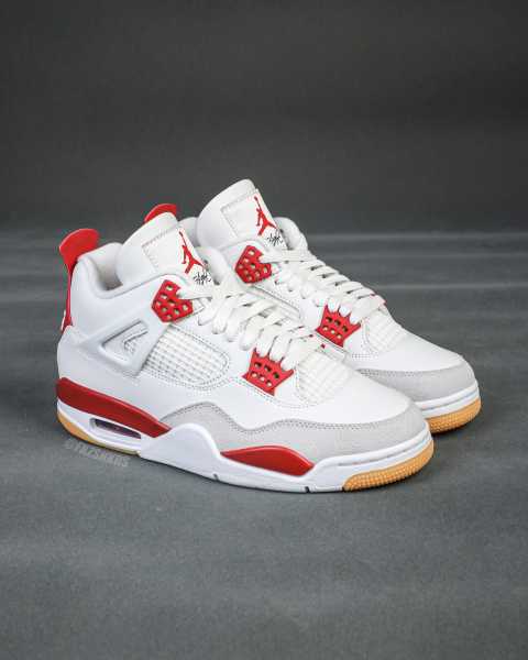 Nike SB x Air Jordan 4  Varsity Red  is a Family & Friends （A1）
