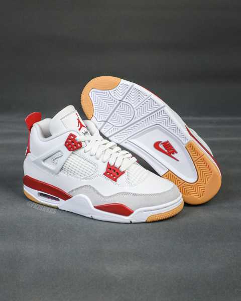 Nike SB x Air Jordan 4  Varsity Red  is a Family & Friends （A1）