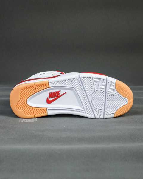 Nike SB x Air Jordan 4  Varsity Red  is a Family & Friends （A1）