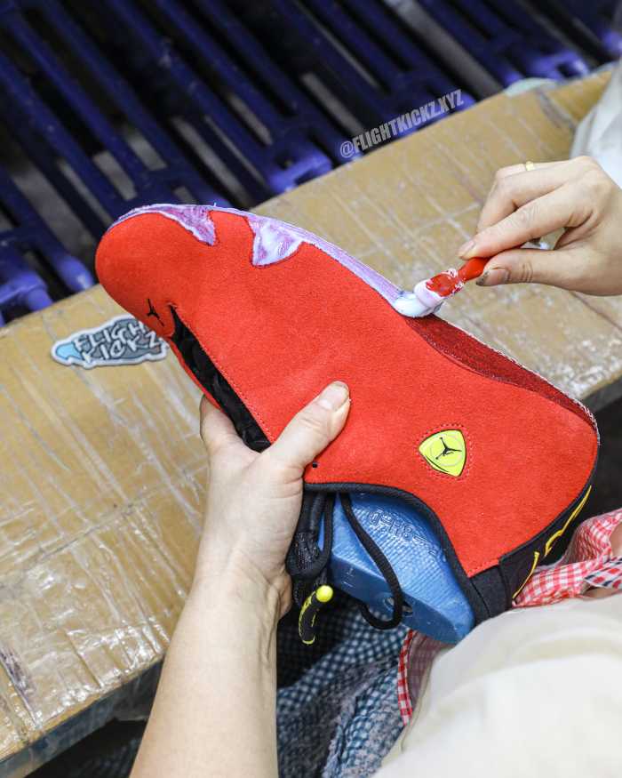 Air Jordan 14 Retro Ferrari 2025 （A1）
