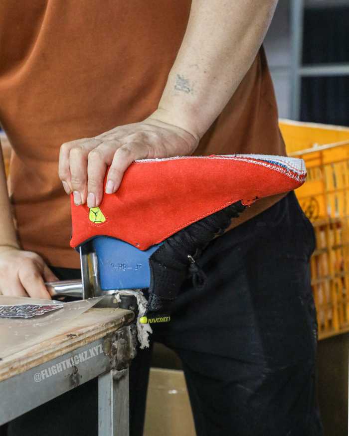 Air Jordan 14 Retro Ferrari 2025 （A1）