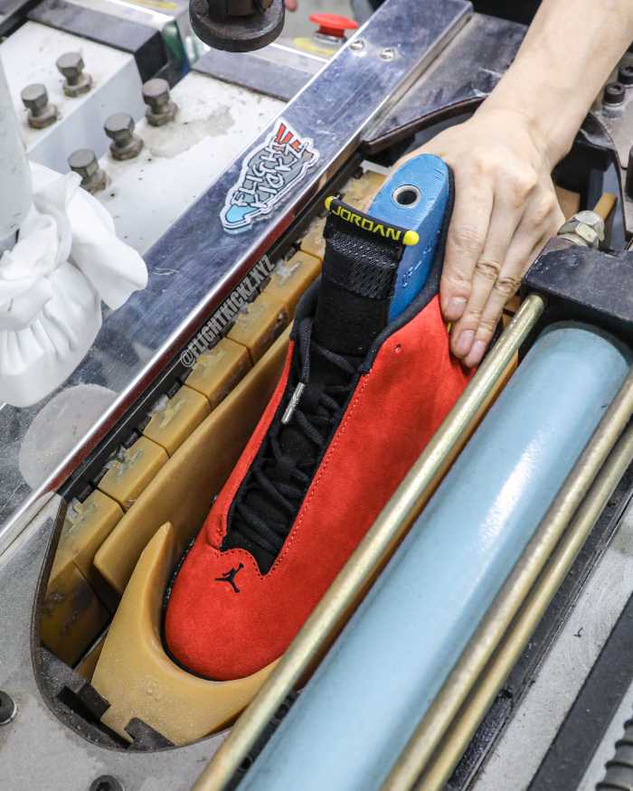 Air Jordan 14 Retro Ferrari 2025 （A1）