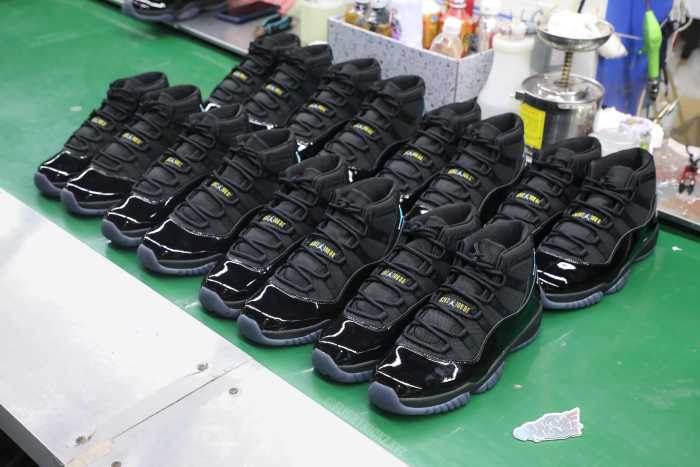 Air Jordan 11 Retro Gamma Blue 2025 (A1)