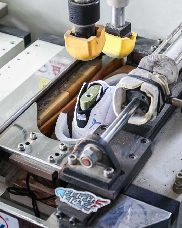 Air Jordan 11 Retro  Legend Blue GS  2024（A1）