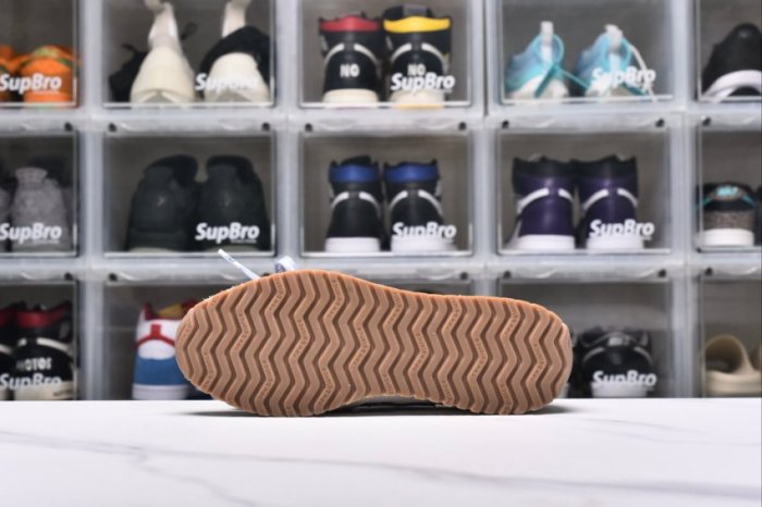 New Balance 471 Timberwolf Dusk Shower