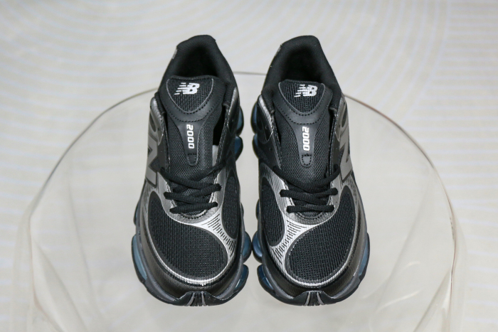 New Balance ABZORB 2000 Black Dark Silver