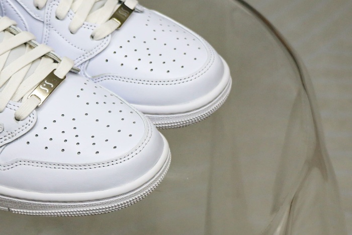 Travis Scott x Air  Jordan 1 Retro Low OG SP Michael Rubin White Party (Friends and Family)