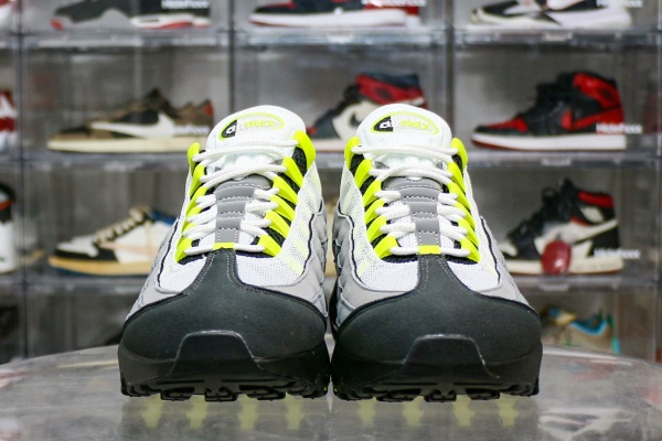 Air Max 95 OG Neon 2025