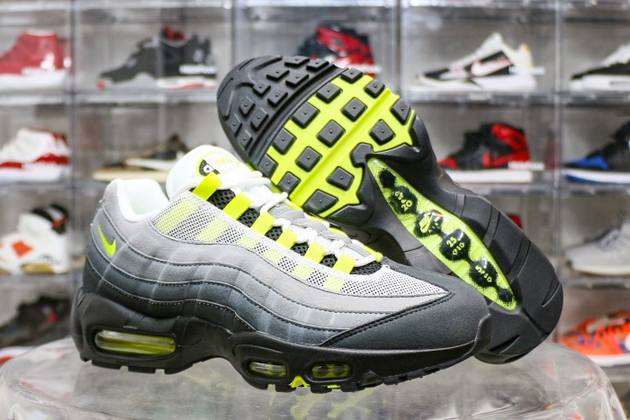 Air Max 95 OG Neon 2025