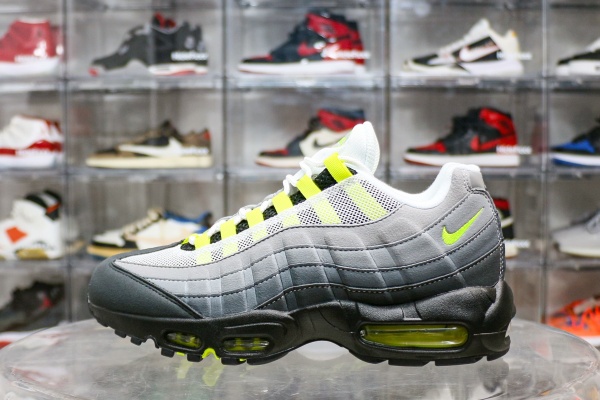 Air Max 95 OG Neon 2025