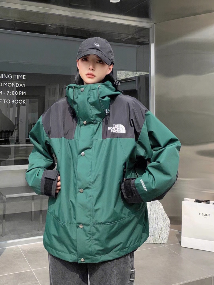 The North Face 1990 Mountain Gore-Tex Tech Jacket Dark Green
