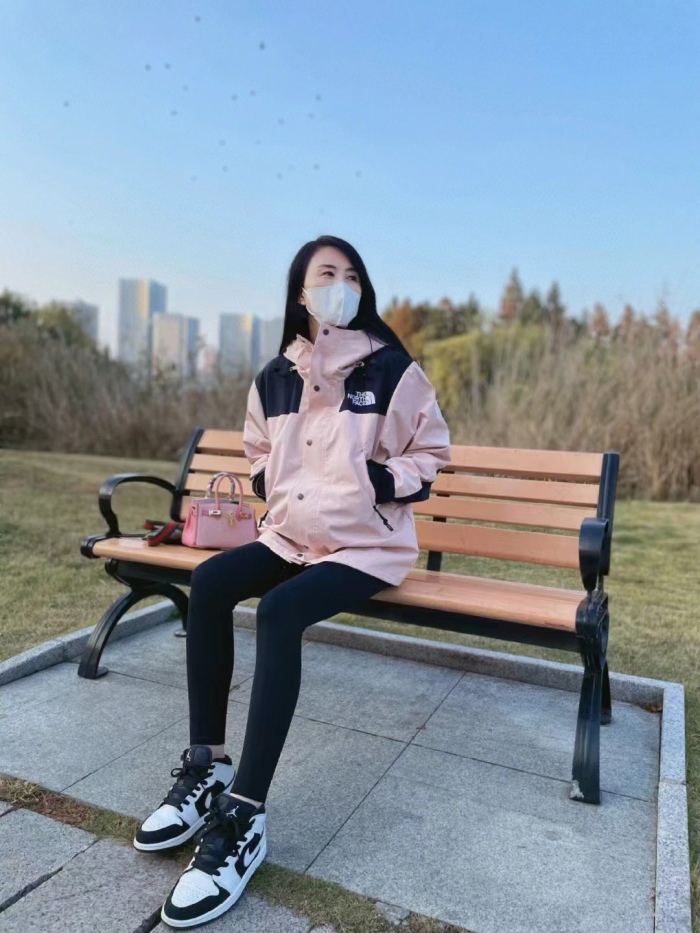 The North Face 1990 Mountain Gore-Tex Tech Jacket Pink