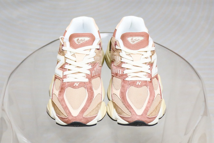 New Balance 9060 Sparrow Flat Taupe