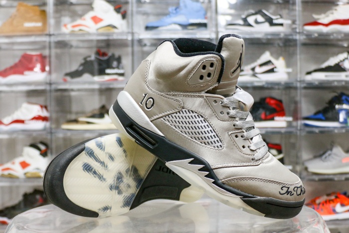 Air Jordan 5 Retro Wings
