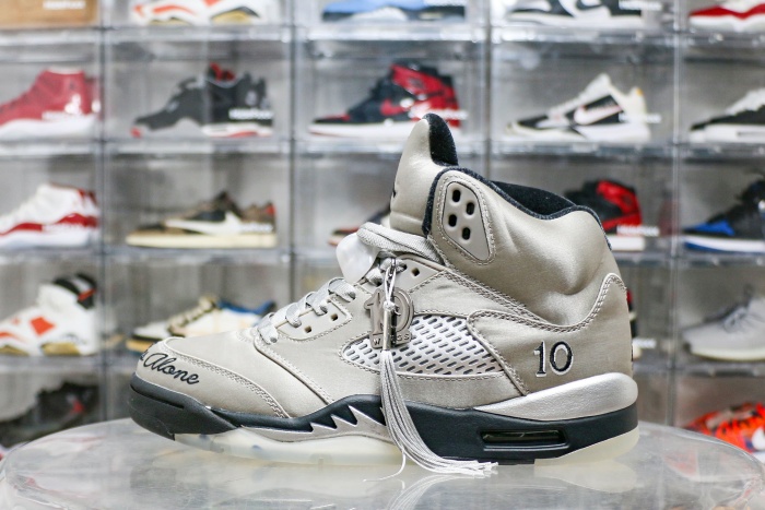 Air Jordan 5 Retro Wings