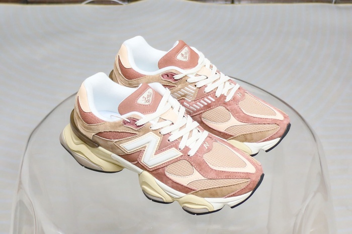 New Balance 9060 Sparrow Flat Taupe