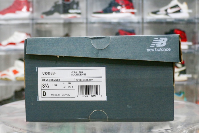 New Balance 9060 Sparrow Flat Taupe