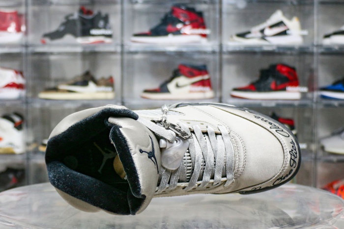 Air Jordan 5 Retro Wings