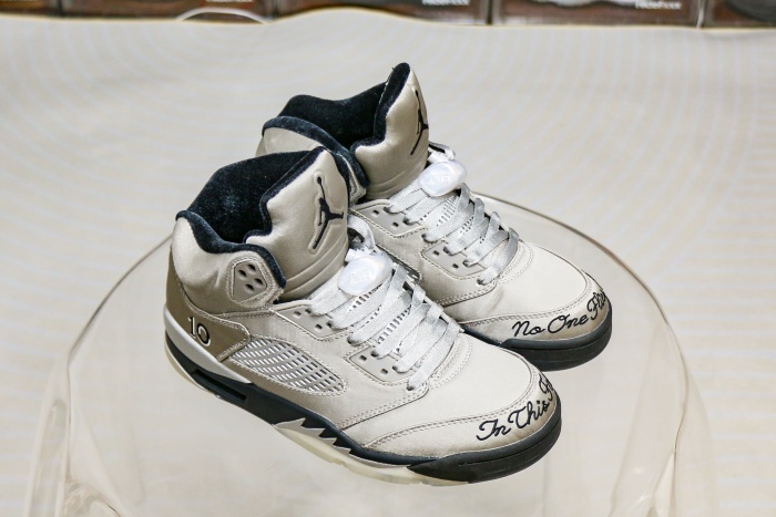 Air Jordan 5 Retro Wings