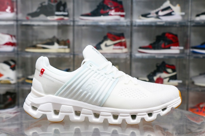 On Running Cloudswift Undyed