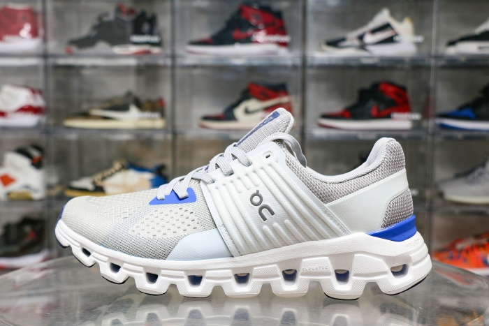 On Cloudswift Glacier Cobalt