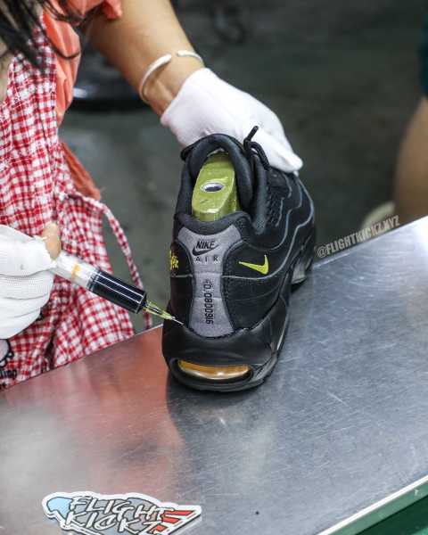 Corteiz X Air Max 95 SP Honey Blacks 2025