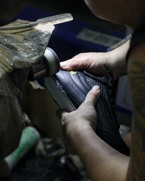 Corteiz X Air Max 95 SP Honey Blacks 2025