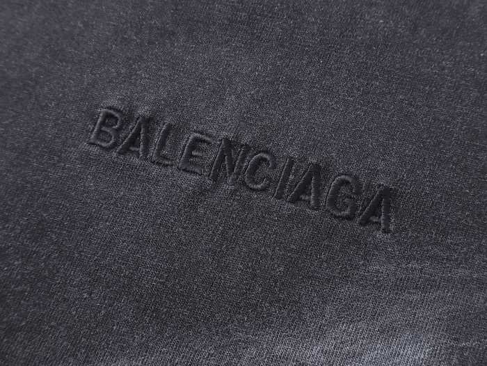 Balanciag@ Graffiti distressed long-sleeve shirt. 2025