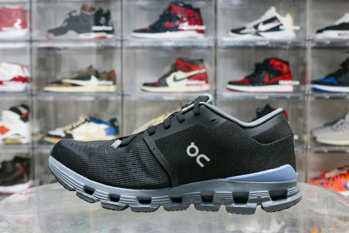 On Running Cloud X 4 Black Chambray