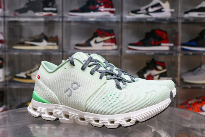 On Running Cloud X 4Aloe Honeydew